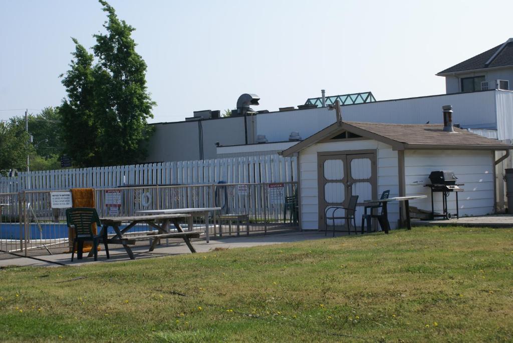 Arkona Motel 2*